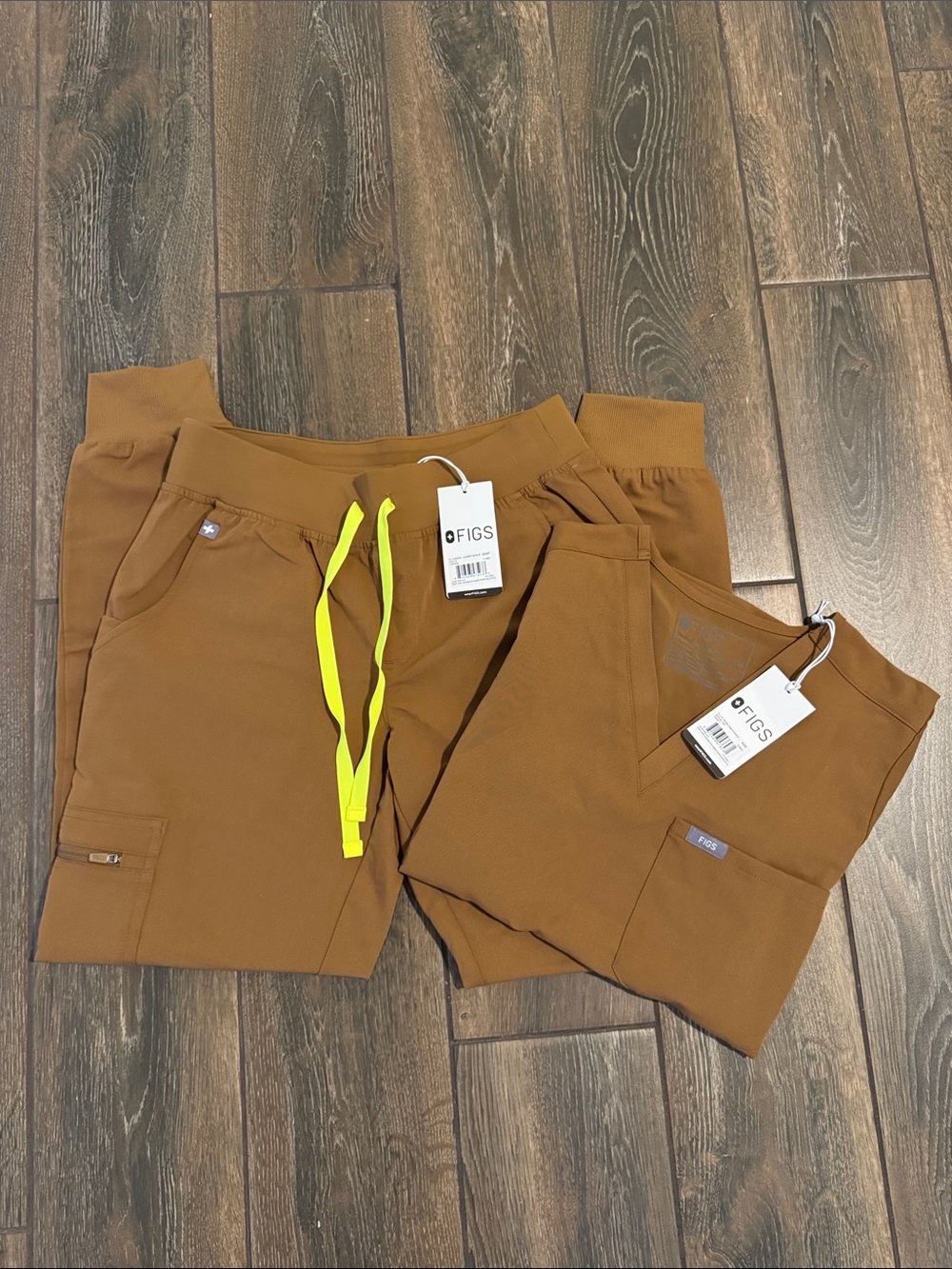 Figs Brown Scrub Set with Neon Yellow Drawstrings - Picture 3 of 4